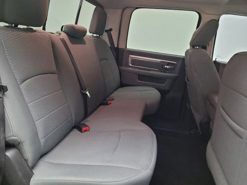 Used 2014 RAM 1500 Classic SLT RWD image 19
