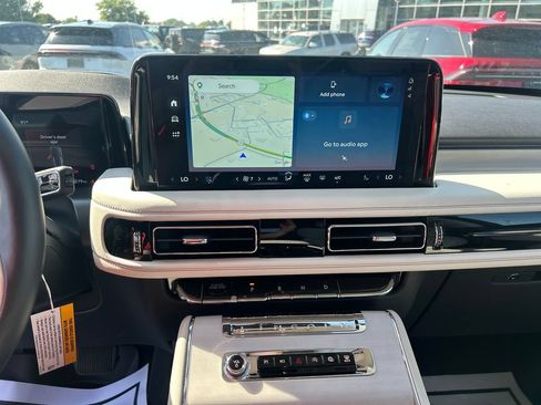 New 2026 Lincoln Aviator Reserve AWD/4WD image 15