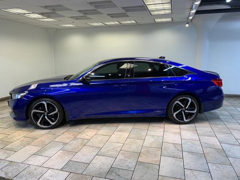 Used 2022 Honda Accord Sport image 4