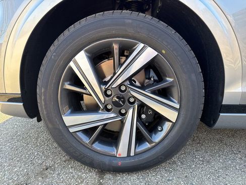 New 2026 Genesis GV70 3.5T Sport Advanced image 11