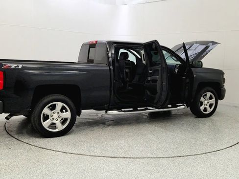Used 2018 Chevrolet Silverado 1500 LT w/ All Star Edition image 12