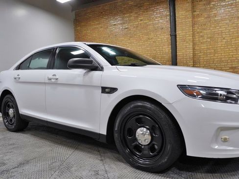 Used 2016 Ford Taurus Police AWD image 8