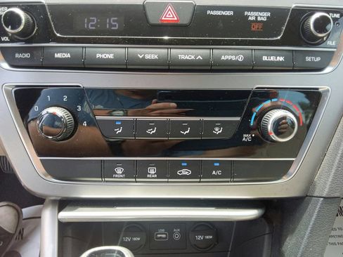 Used 2017 Hyundai Sonata SE FWD image 28