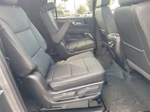 New 2026 GMC Yukon XL Denali image 14