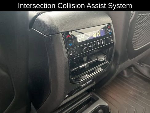 Used 2021 Jeep Grand Cherokee L Overland w/ Advanced Protech Group III image 34