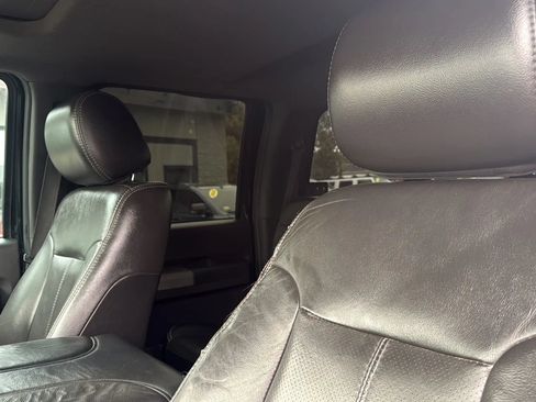 Used 2012 Ford F250 Lariat w/ Lariat Ultimate Pkg AWD/4WD image 13