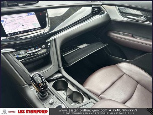 Used 2024 Cadillac XT6 Premium Luxury w/ LPO, Floor Liner Package AWD/4WD image 36