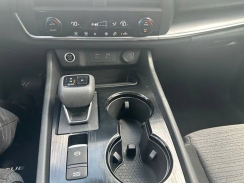 Used 2023 Nissan Rogue SV AWD/4WD image 21