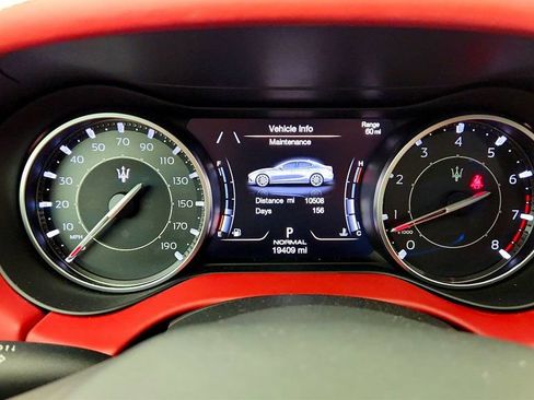Used 2023 Maserati Ghibli Modena RWD image 13