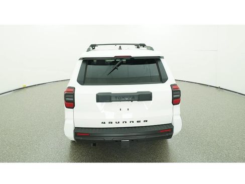 New 2025 Toyota 4Runner SR5 image 7