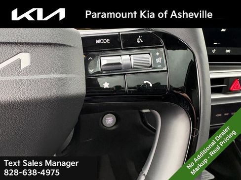 New 2026 Kia Sorento S image 12