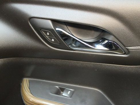 Used 2019 GMC Acadia SLE image 9