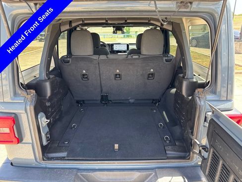 Used 2024 Jeep Wrangler Unlimited Sahara AWD/4WD image 11