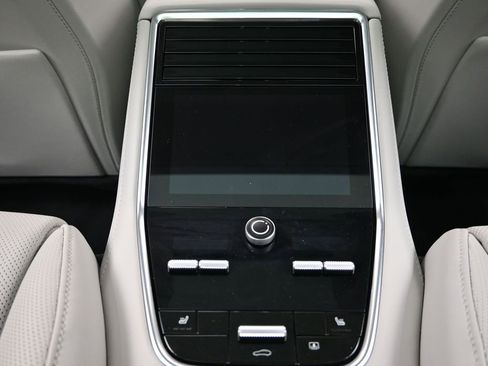 Used 2023 Porsche Panamera Turbo S image 8