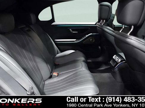 Used 2023 Mercedes-Benz S 500 4MATIC w/ AMG Line image 37