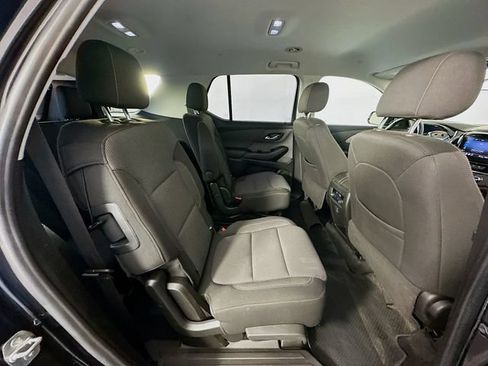 Used 2020 Chevrolet Traverse LT w/ Driver Confidence II Package AWD/4WD image 27
