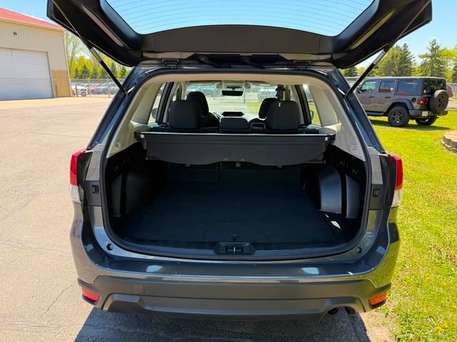 Used 2020 Subaru Forester w/ Alloy Wheel Package AWD/4WD image 3