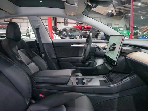 Used 2023 Tesla Model 3 Standard Range RWD image 36