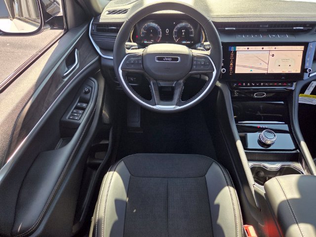 New 2026 Jeep Grand Cherokee Altitude RWD image 12