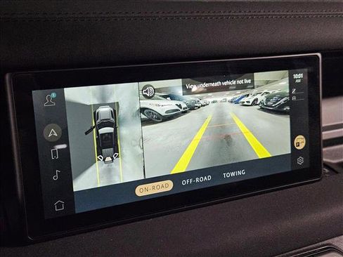 Used 2023 Land Rover Defender 110 X-Dynamic SE image 14