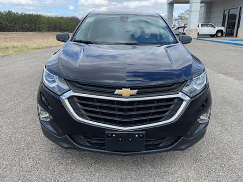 Used 2021 Chevrolet Equinox LS w/ LS Convenience Package image 8