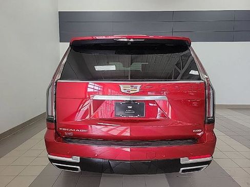 New 2026 Cadillac Escalade Platinum Luxury AWD/4WD image 4