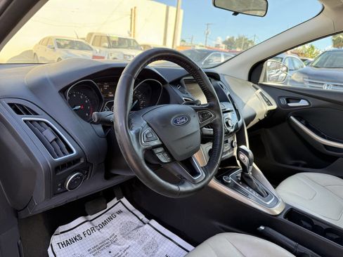 Used 2015 Ford Focus Titanium image 12