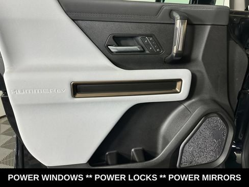 Used 2025 GMC Hummer EV 3X AWD/4WD image 27