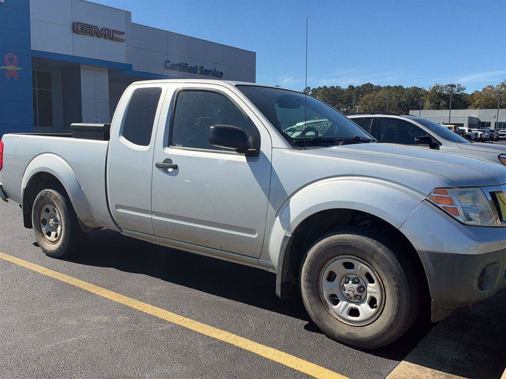 Used 2017 Nissan Frontier S RWD image 2