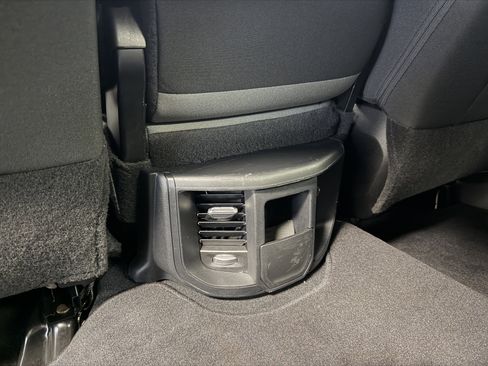 Used 2024 RAM 2500 Big Horn w/ Bed Utility Group image 31