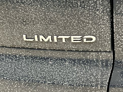 New 2026 Toyota Crown Signia Limited image 9