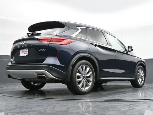 Used 2021 INFINITI QX50 Essential image 21