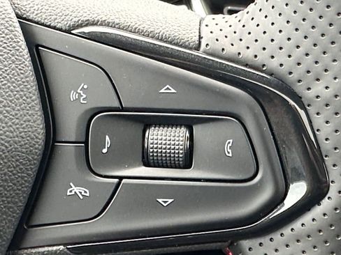 New 2026 Chevrolet Trax RS w/ Sunroof Package FWD image 19