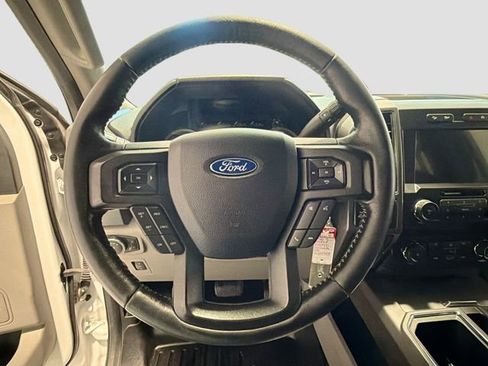 Used 2019 Ford F150 XLT w/ Equipment Group 302A Luxury image 10