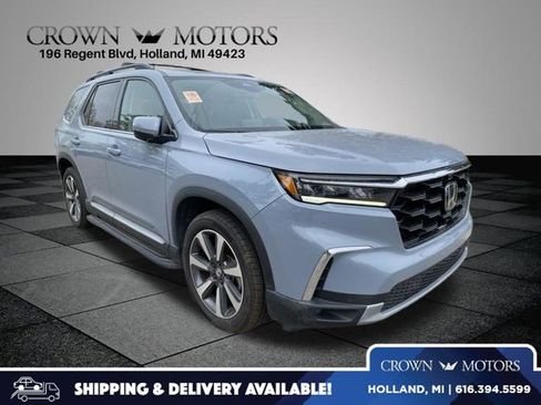 Used 2024 Honda Pilot Elite image 1