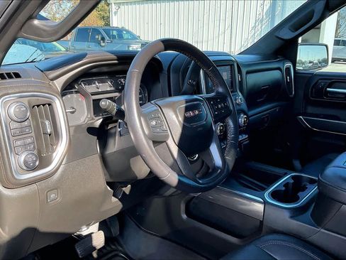 Used 2022 GMC Sierra 1500 AT4 w/ AT4 Preferred Package image 17