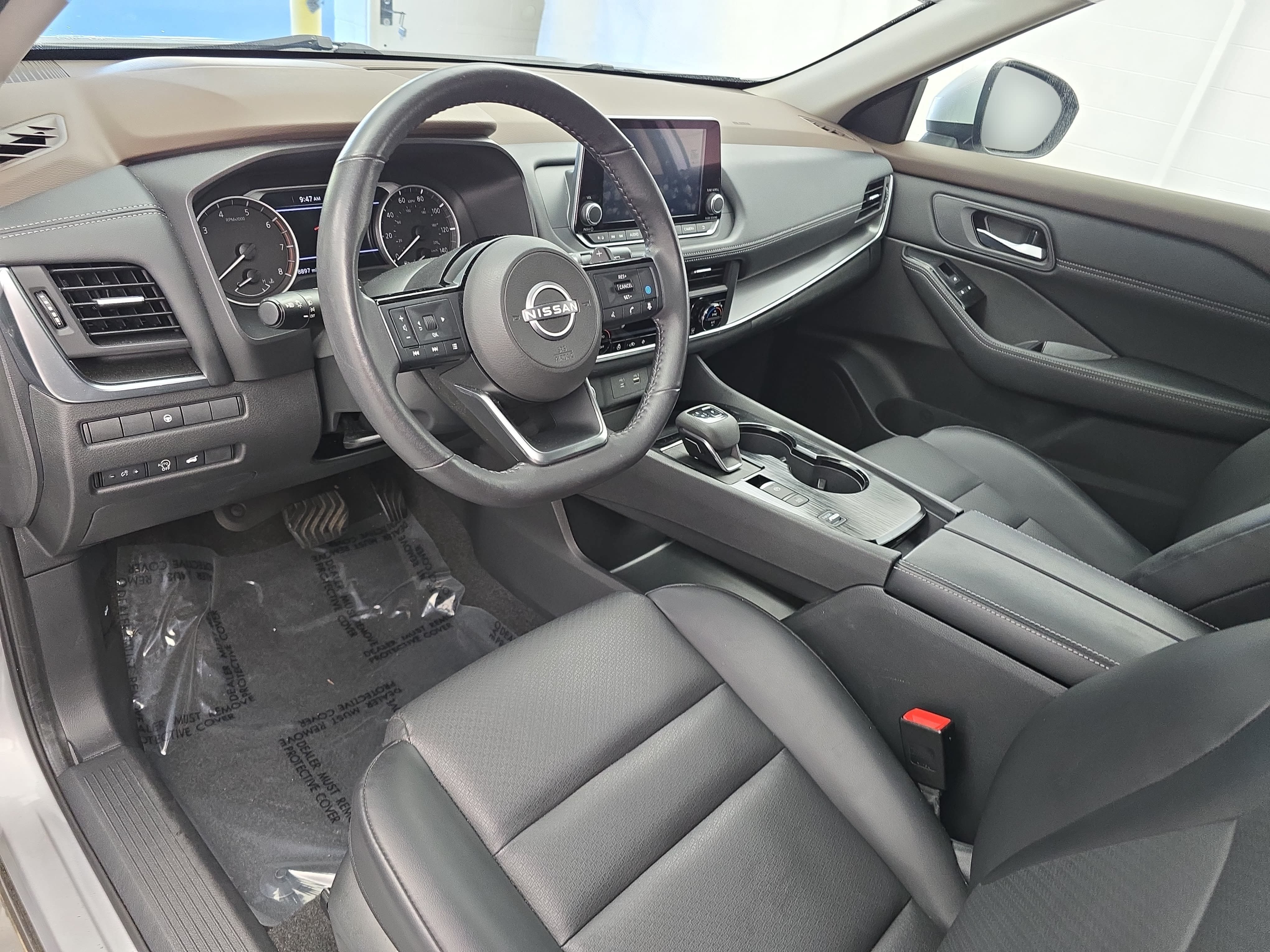 Certified 2023 Nissan Rogue SV w/ SV Premium B Package FWD image 16