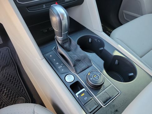 Used 2019 Volkswagen Atlas SE w/ Towing Package image 13