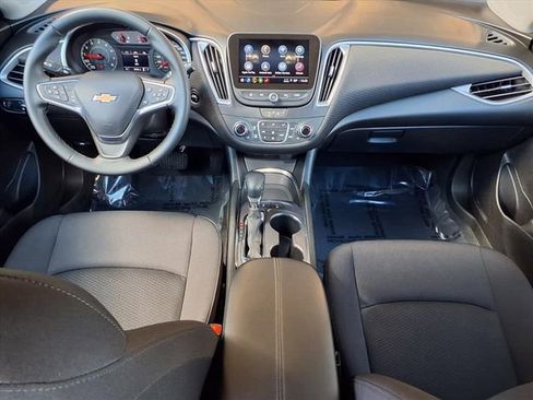 Used 2024 Chevrolet Malibu LT w/ Sport Edition image 9