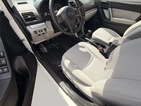 Used 2014 Subaru Forester 2.5i Premium AWD/4WD image 10