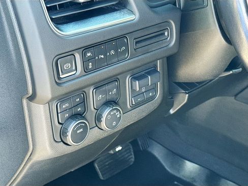 Used 2022 Chevrolet Tahoe LT w/ Max Trailering Package AWD/4WD image 12