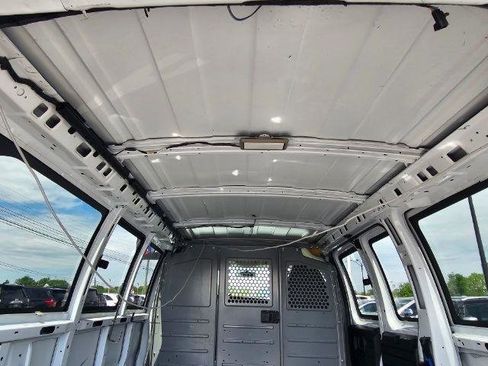 Used 2014 GMC Savana 2500 RWD image 33