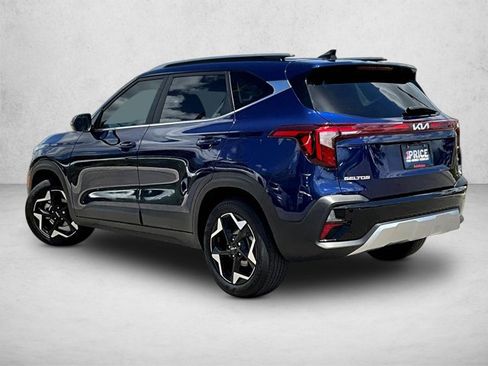 Used 2025 Kia Seltos EX w/ EX Sunroof Package image 12