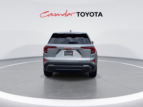 Used 2025 GMC Terrain Elevation image 7