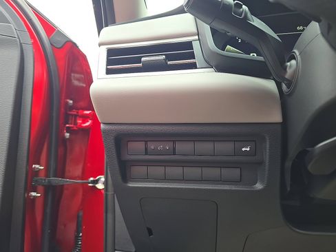 New 2025 Mitsubishi Outlander SE image 14