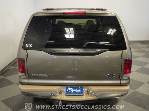 Used 2002 Ford Excursion Limited RWD image 29