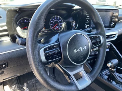 Used 2023 Kia K5 LXS image 13