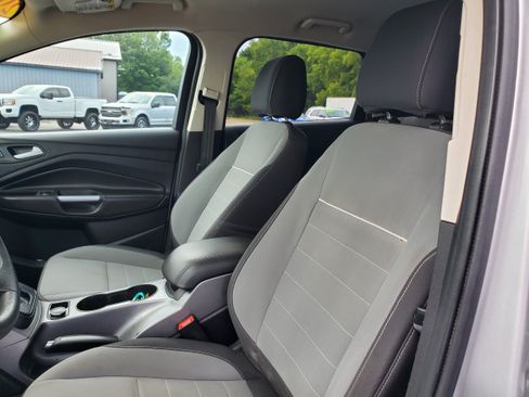 Used 2014 Ford Escape SE w/ Equipment Group 201A FWD image 12
