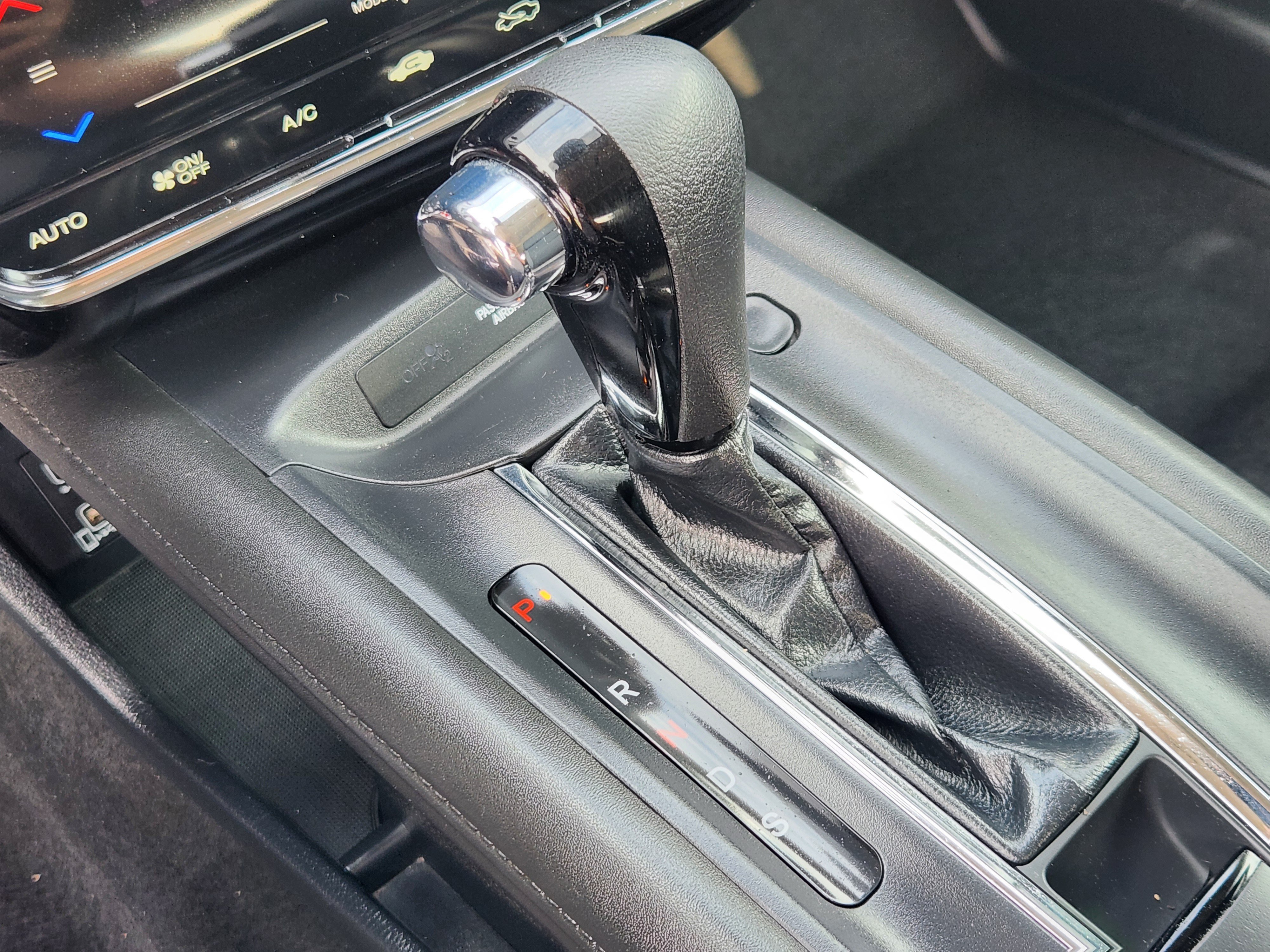 Certified 2022 Honda HR-V EX image 12