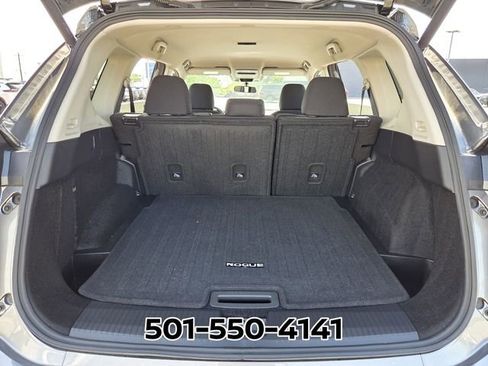 Used 2026 Nissan Rogue SV FWD image 15